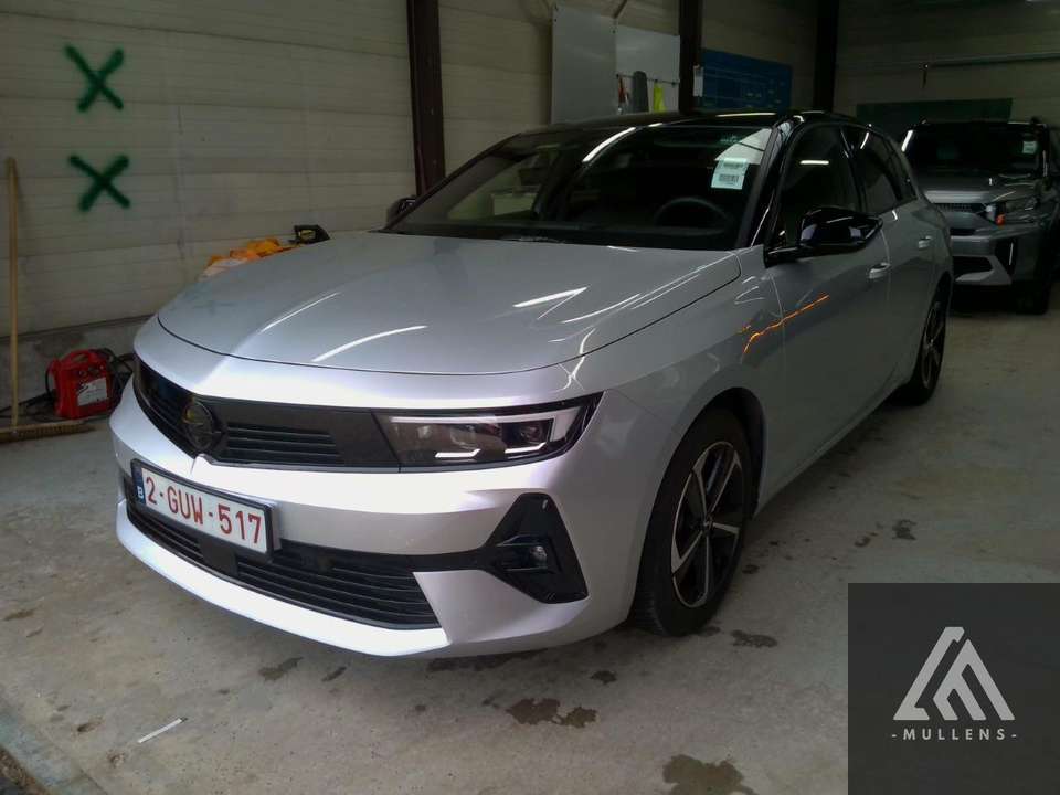 Opel Astra 2025