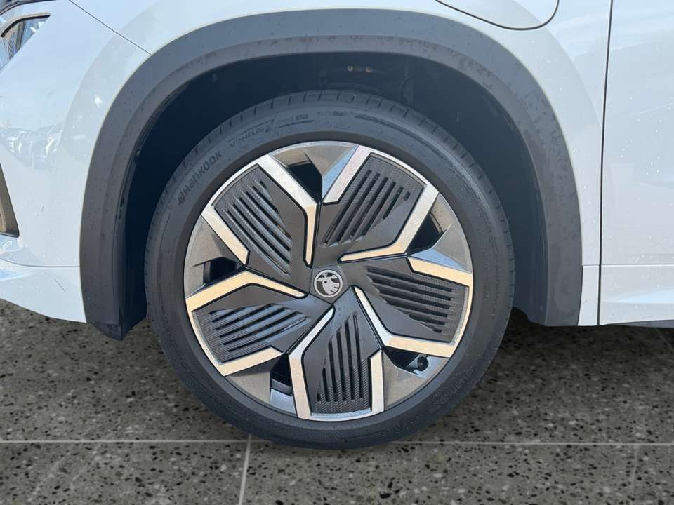 Car picture 9