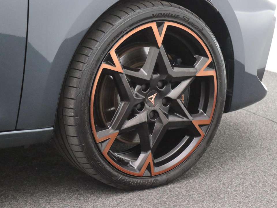 Car picture 16