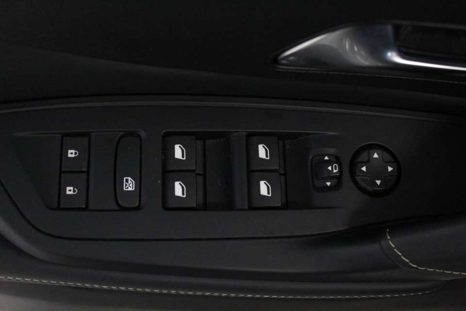 Car picture 9