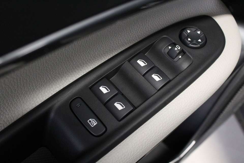 Car picture 9
