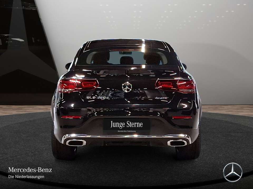 Mercedes-Benz GLC 300 - Imagem 9