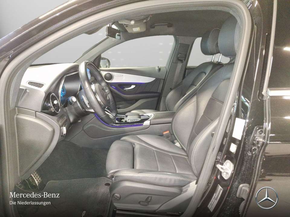 Mercedes-Benz GLC 300 - Imagem 11