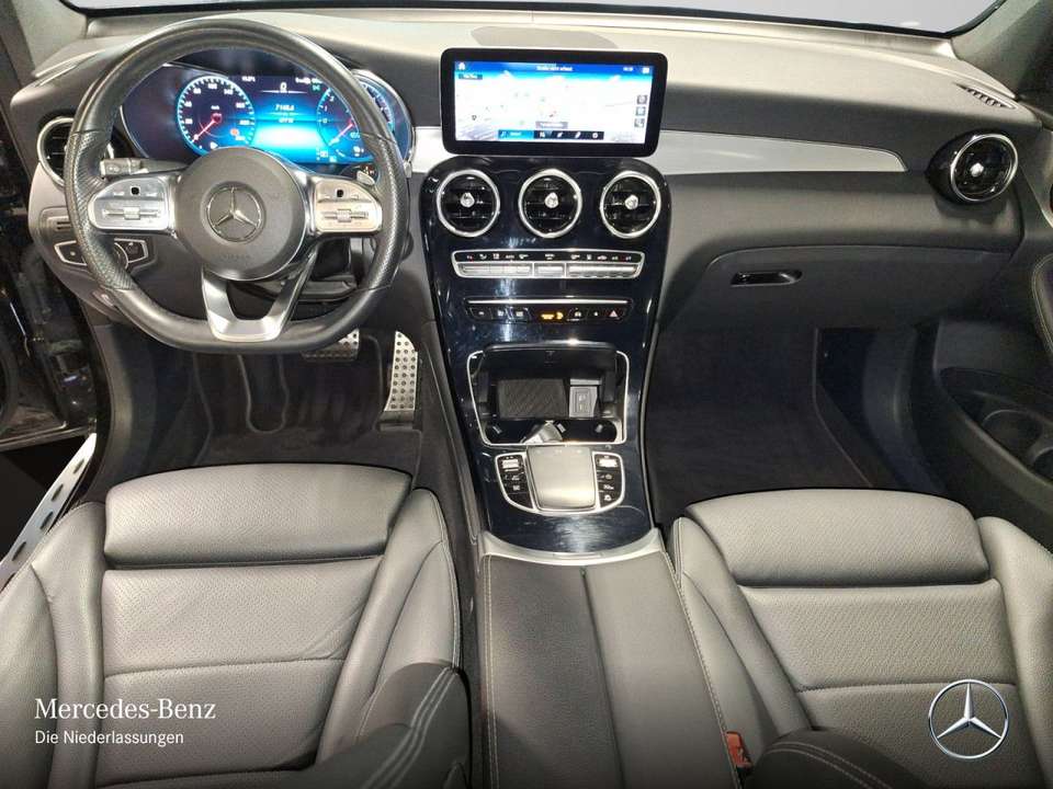 Mercedes-Benz GLC 300 - Imagem 13
