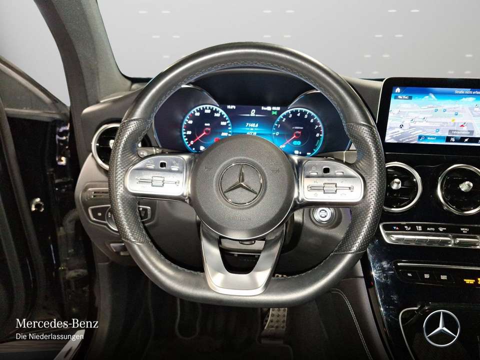 Mercedes-Benz GLC 300 - Imagem 14
