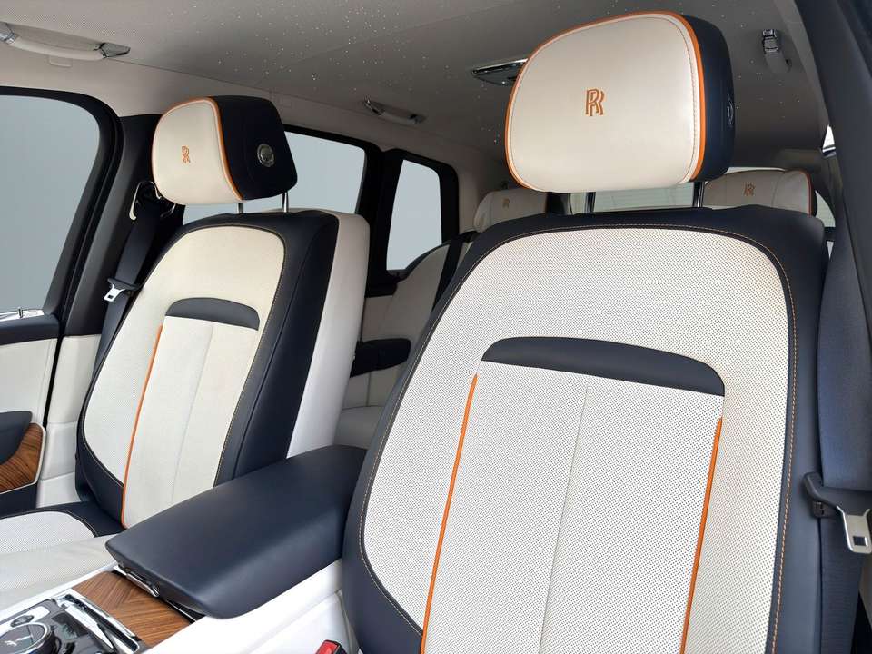 Rolls-Royce Cullinan - Imagem 4