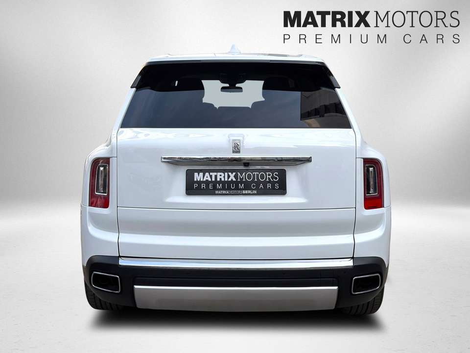 Rolls-Royce Cullinan - Imagem 10