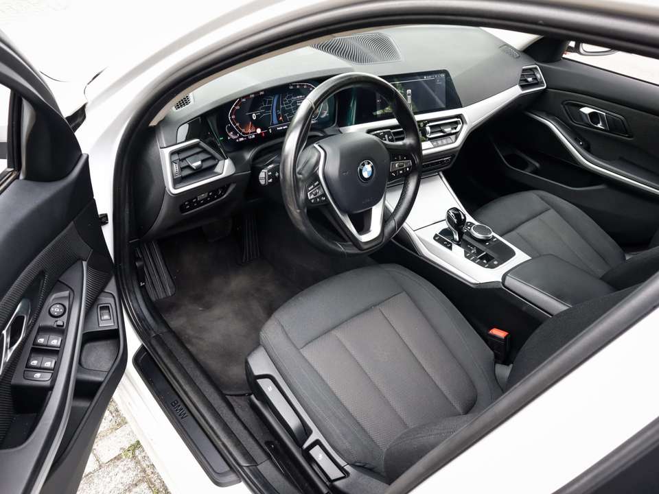 Car picture 3