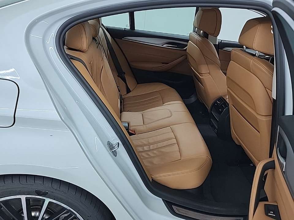 Car picture 8