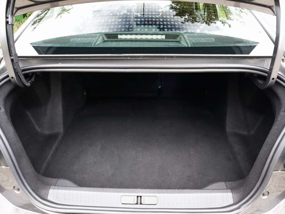 Car picture 18