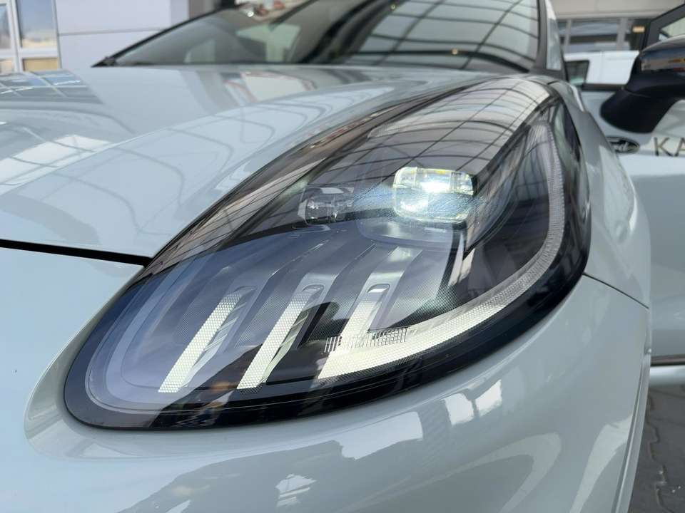 Car picture 11
