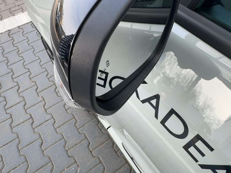 Car picture 12