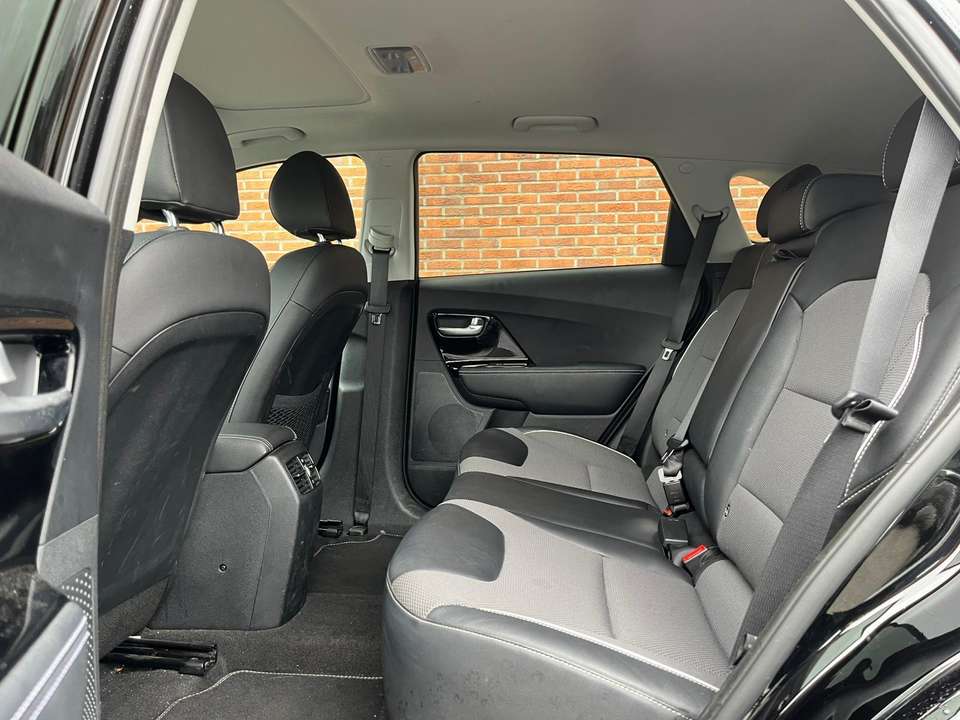 Car picture 11