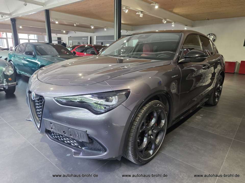 Alfa Romeo Stelvio - Imagem 2