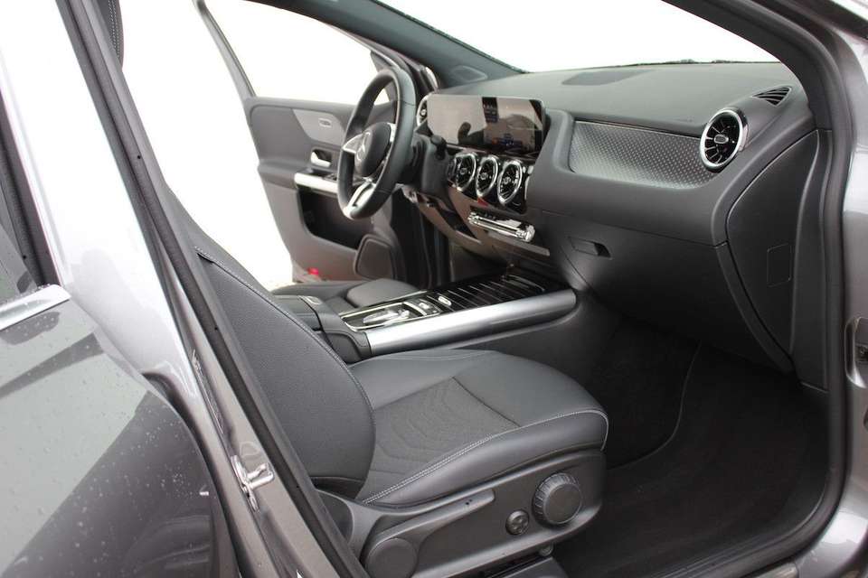 Car picture 9