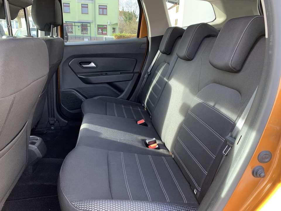 Car picture 10
