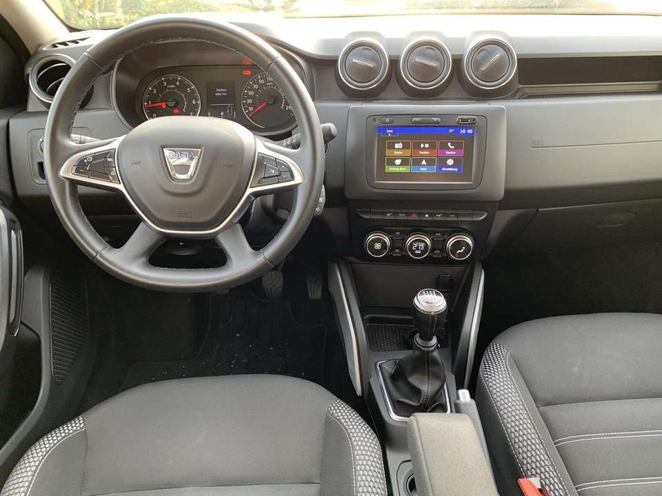 Car picture 11