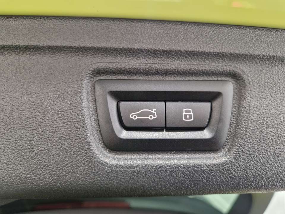 Car picture 16