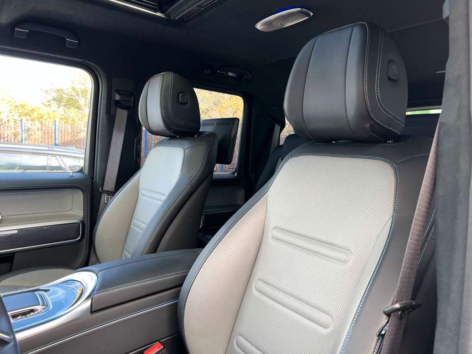 Mercedes-Benz G 580 - Imagem 12