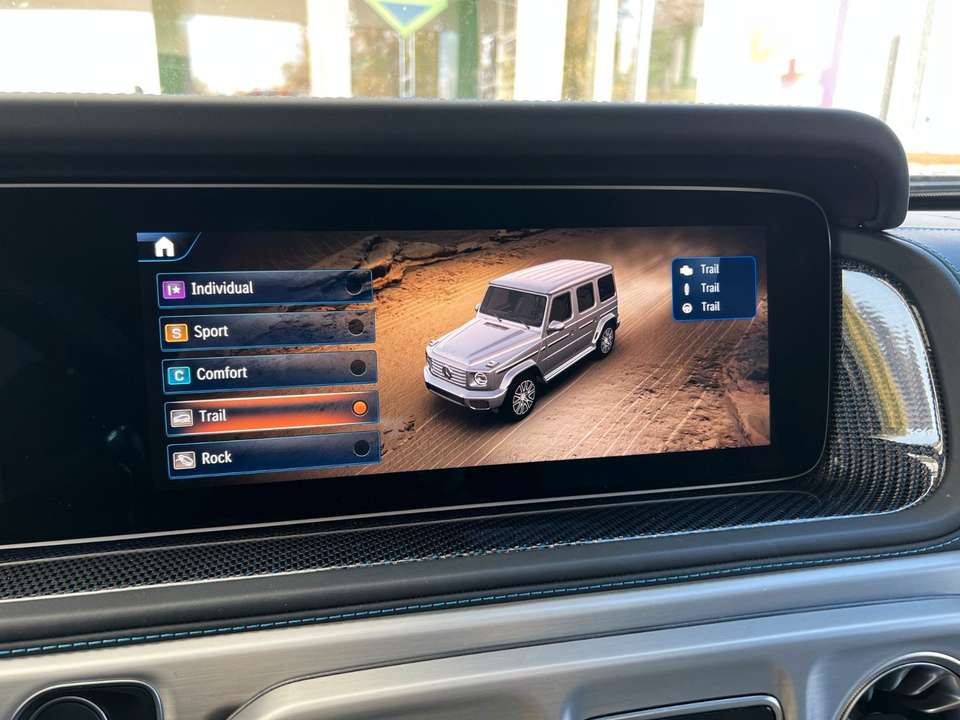 Mercedes-Benz G 580 - Imagem 15