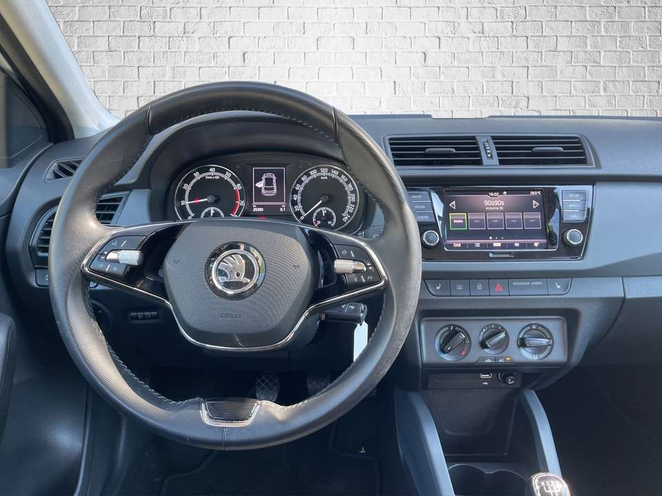 Car picture 14