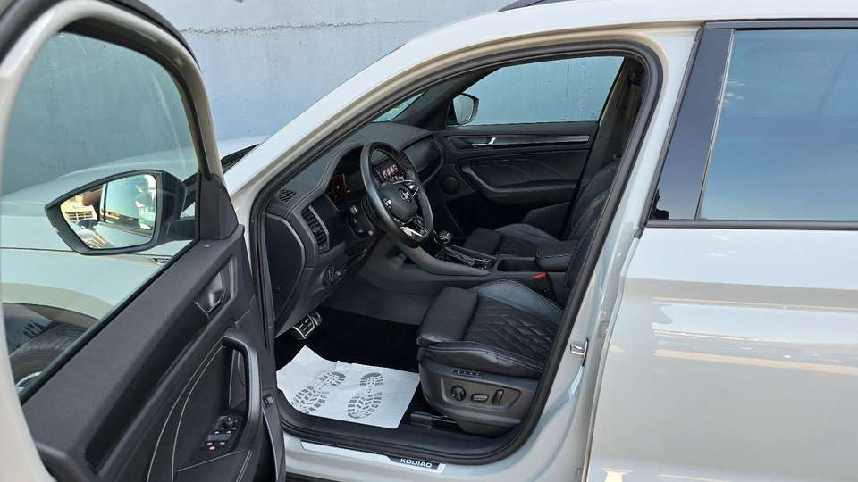 Car picture 6