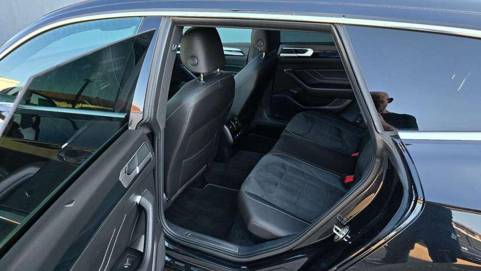 Car picture 9
