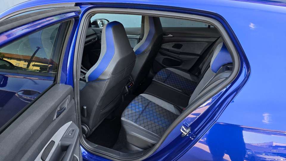 Car picture 9