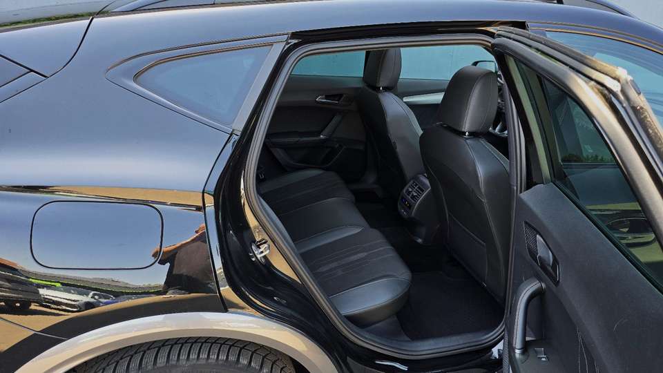 Car picture 9