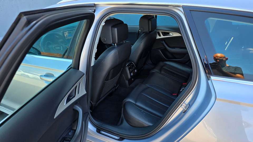 Car picture 9