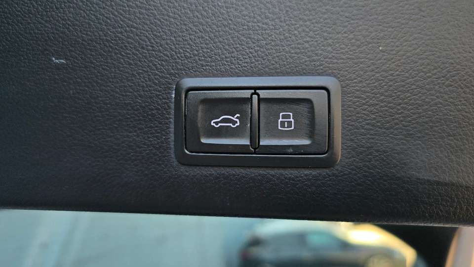 Car picture 14