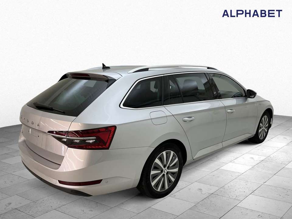 Skoda Superb - Imagem 4