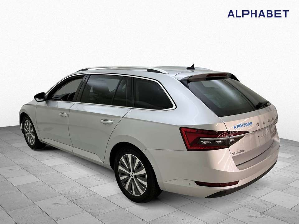 Skoda Superb - Imagem 8