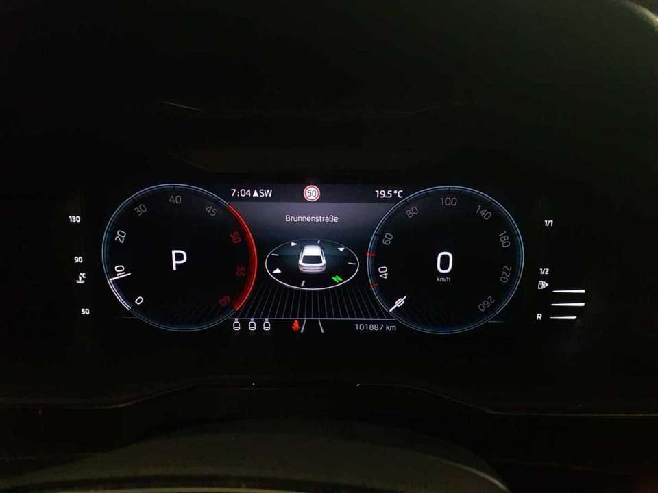 Skoda Superb - Imagem 10