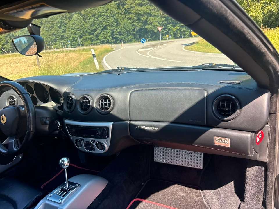 Ferrari 360 - Imagem 11