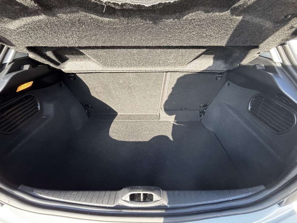 Peugeot 208 - Imagem 11