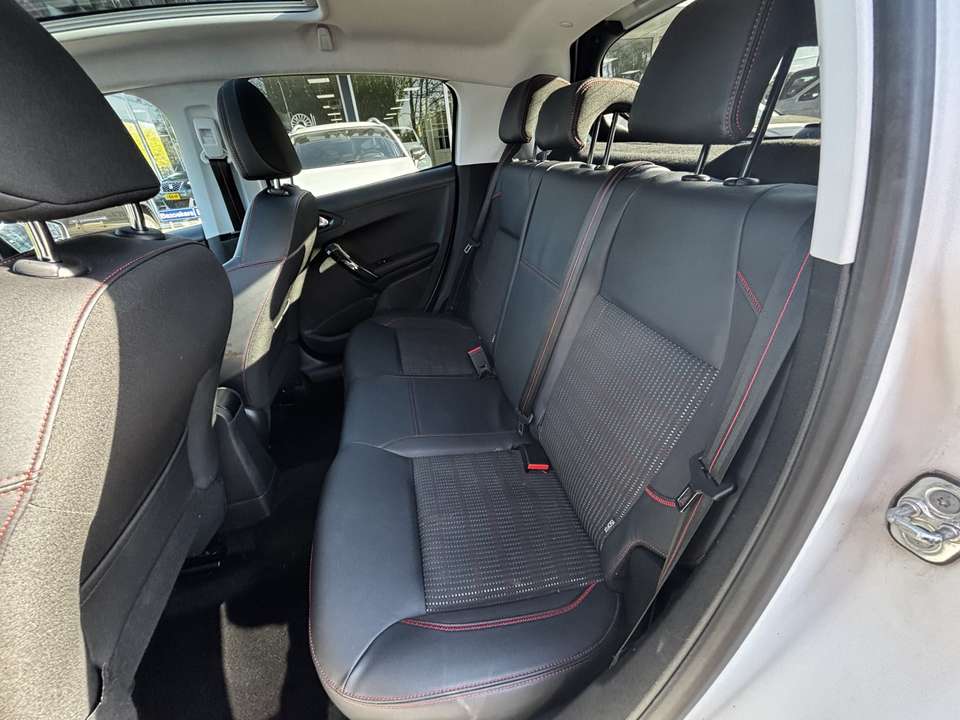 Peugeot 208 - Imagem 12