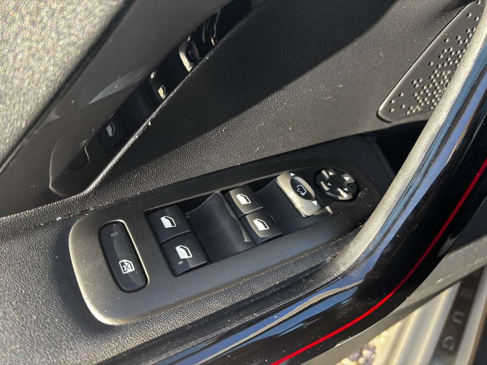 Peugeot 208 - Imagem 15