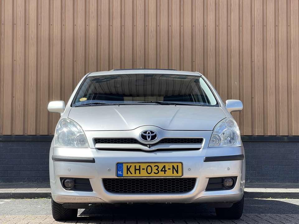 Toyota Corolla Verso - Imagem 2