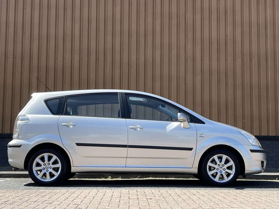 Toyota Corolla Verso - Imagem 4