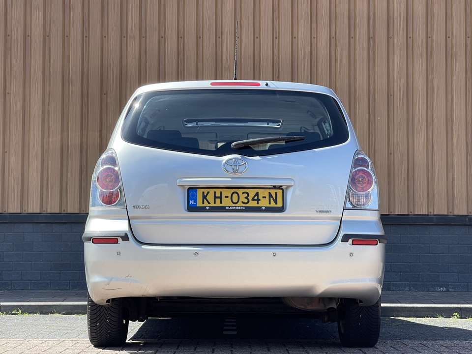 Toyota Corolla Verso - Imagem 6