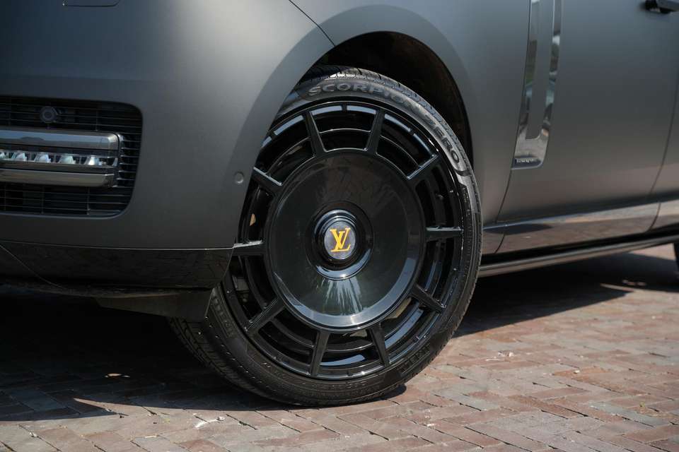 Car picture 12