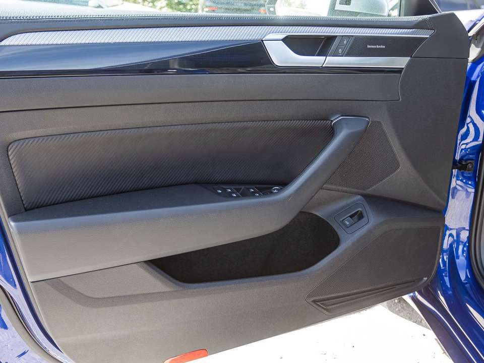 Car picture 9