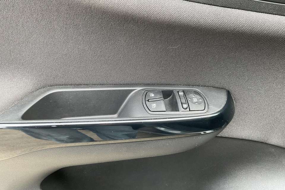 Opel Corsa - Imagem 9