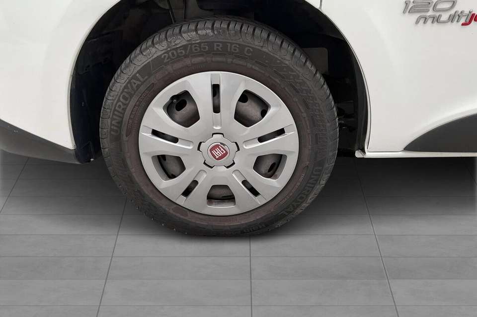 Car picture 9