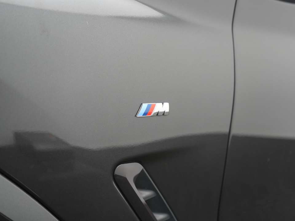 BMW X3 M - Imagem 18