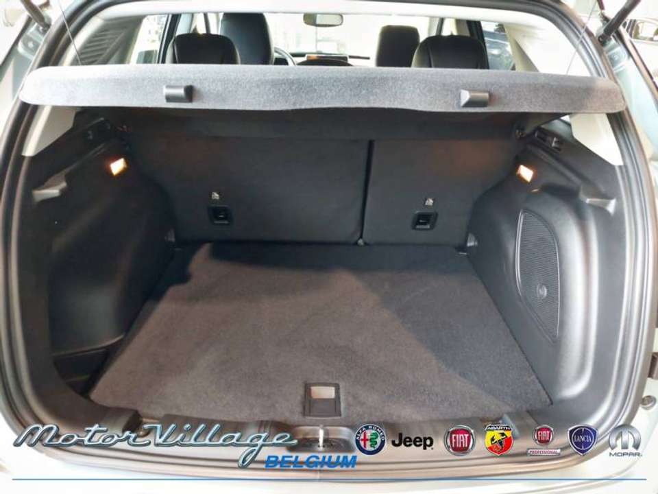 Car picture 6