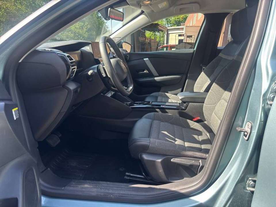 Car picture 9