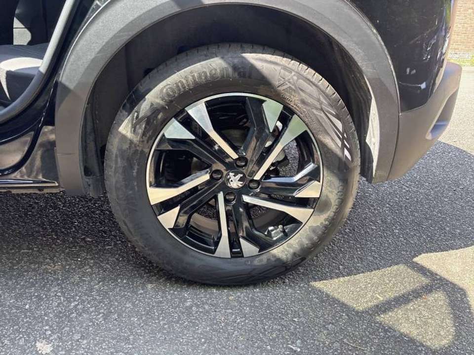 Peugeot 2008 - Imagem 11