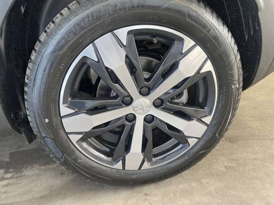 Car picture 11